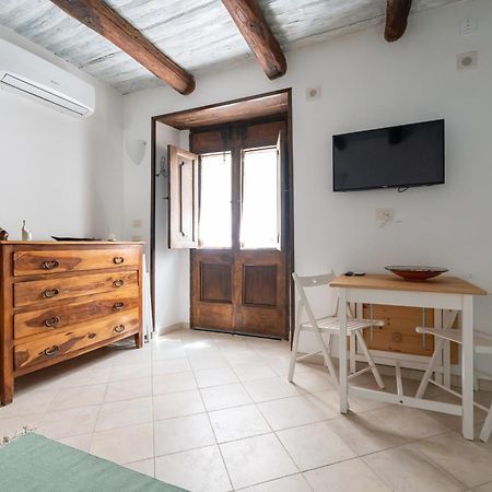 Maison Cassano Charme Apartment Наполи Екстериор снимка