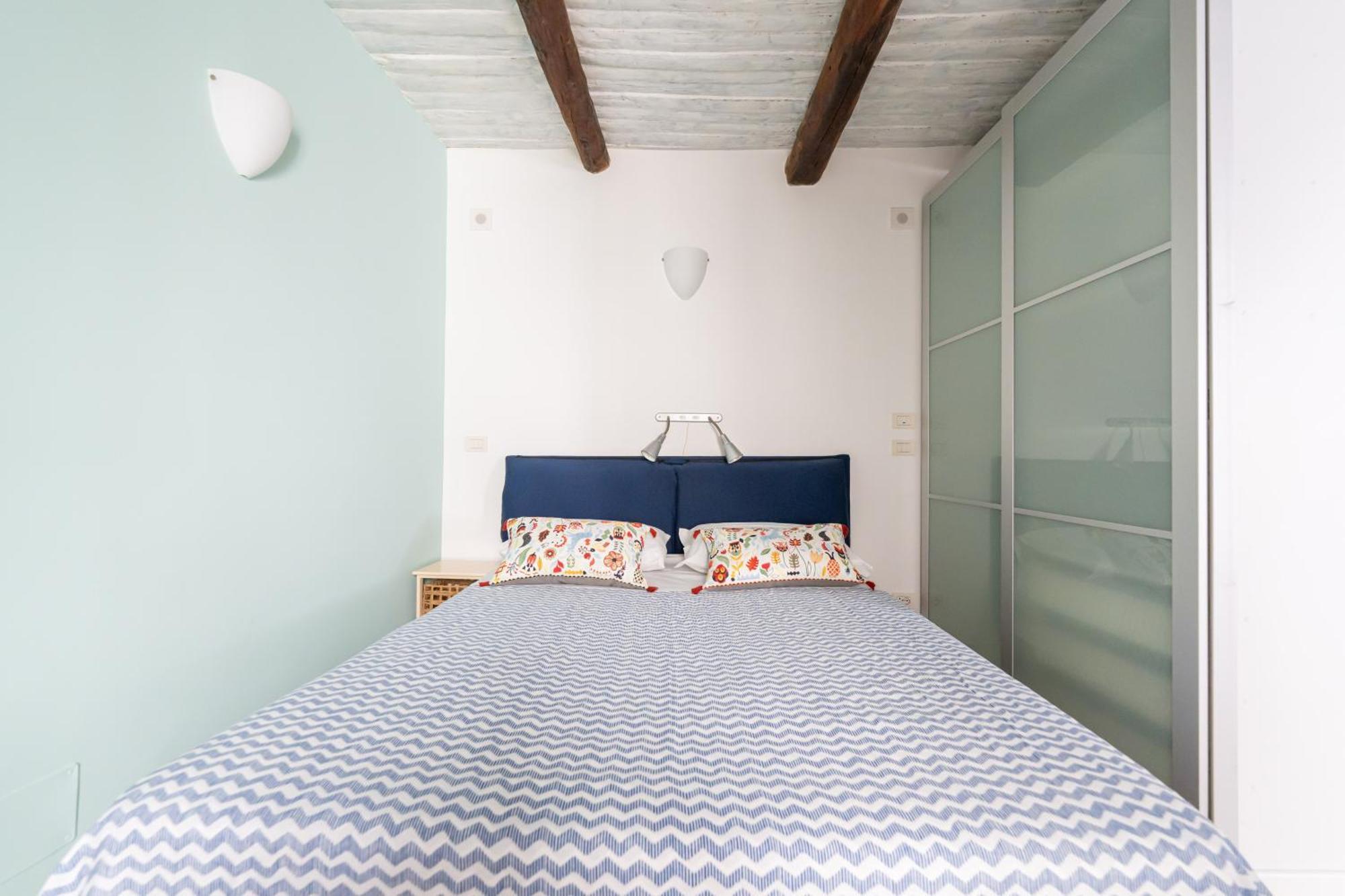 Maison Cassano Charme Apartment Наполи Екстериор снимка
